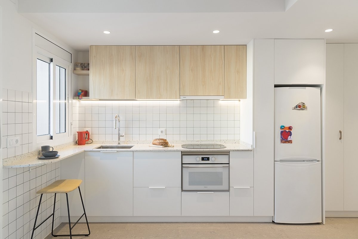 Cocina abierta con barra